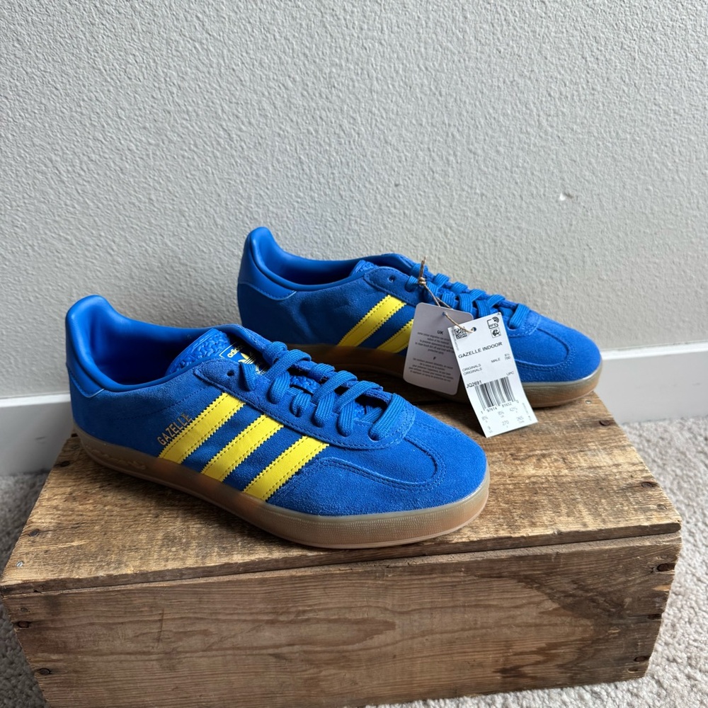 NWT adidas Gazelle Indoor Shoe Blue / Pure Sulfur / Gum Sneaker Mens sz 8.5 - Picture 2 of 8